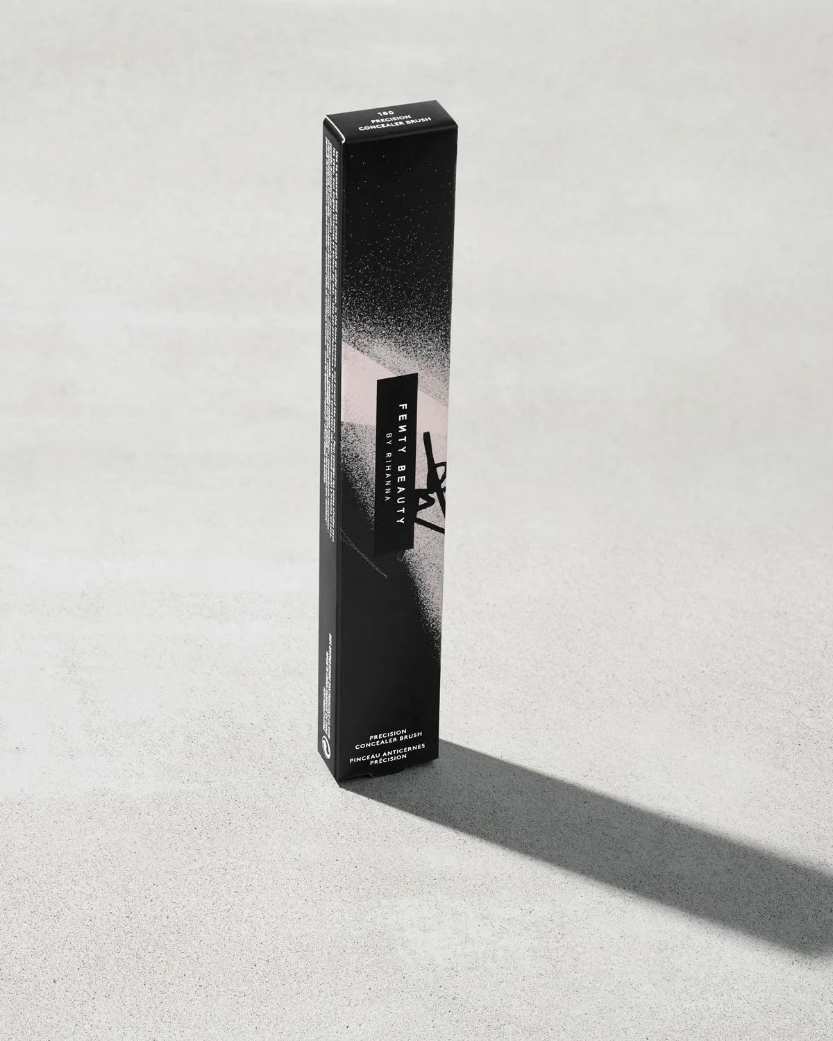 Fenty Precision Concealer Pinsel - 180