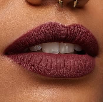 HudaBeauty Liquid Matte Ultra-Comfort Transfer-Proof Lipstick