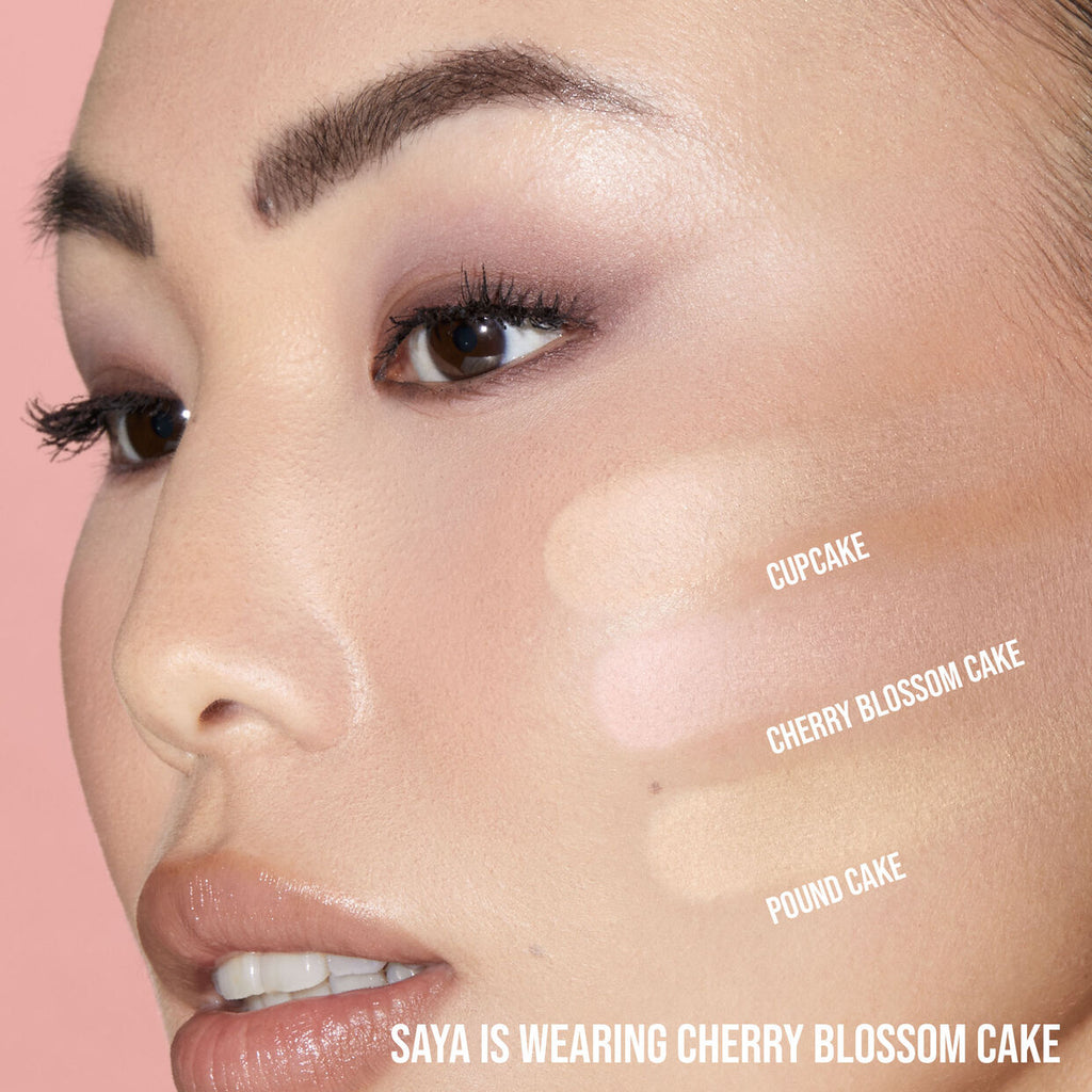 HudaBeauty Easy Bake and Snatch Pressed Talc-Free Brightening and Setting Powder