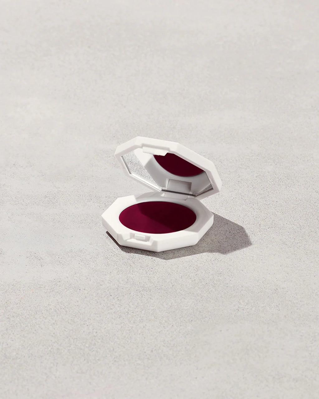 Fenty Beauty Cheeks Out Freestyle Cream Blush