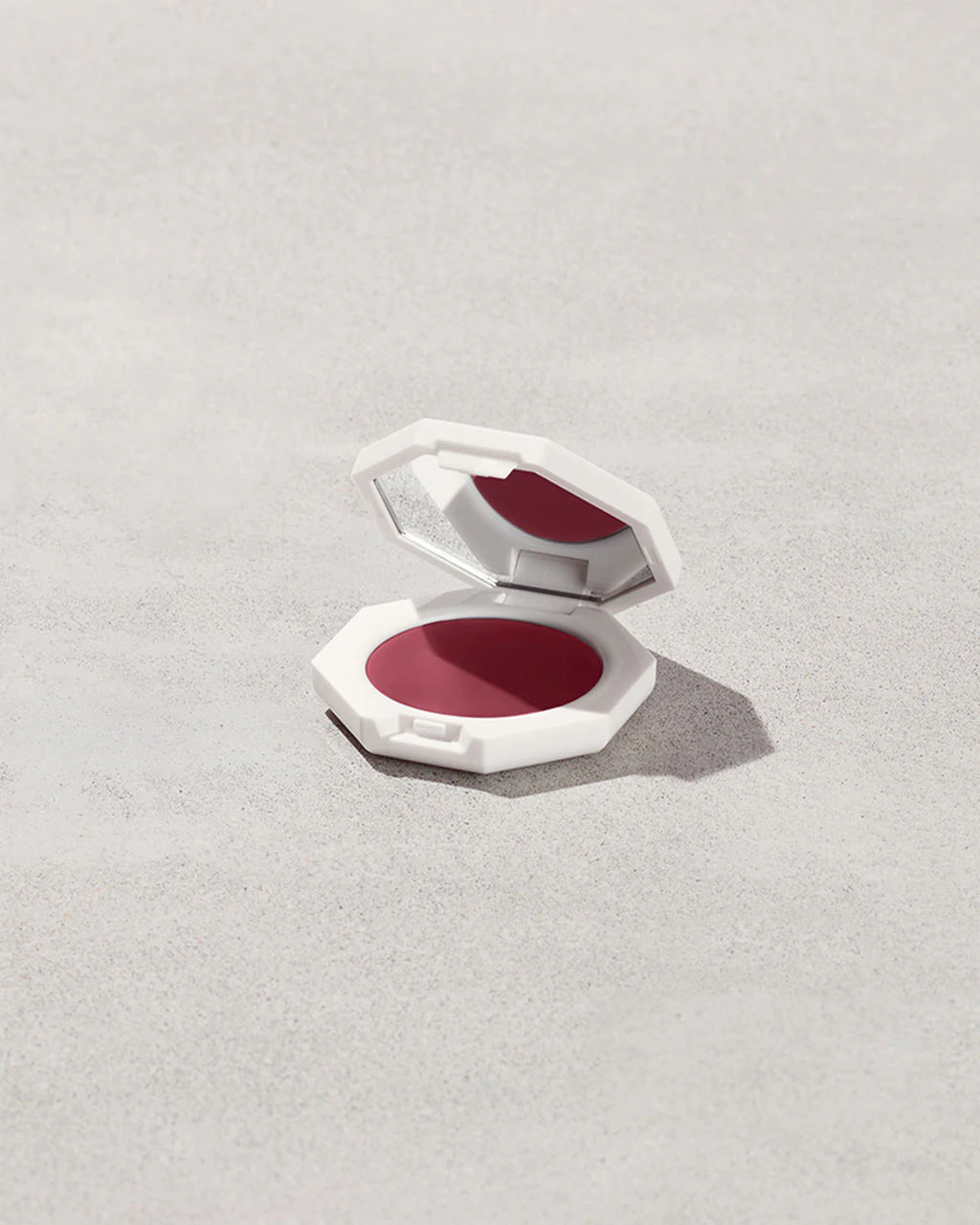 Fenty Beauty Cheeks Out Freestyle Cream Blush