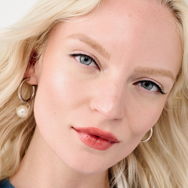 Benefit Cosmetics Golden pearl highlighter Cookie