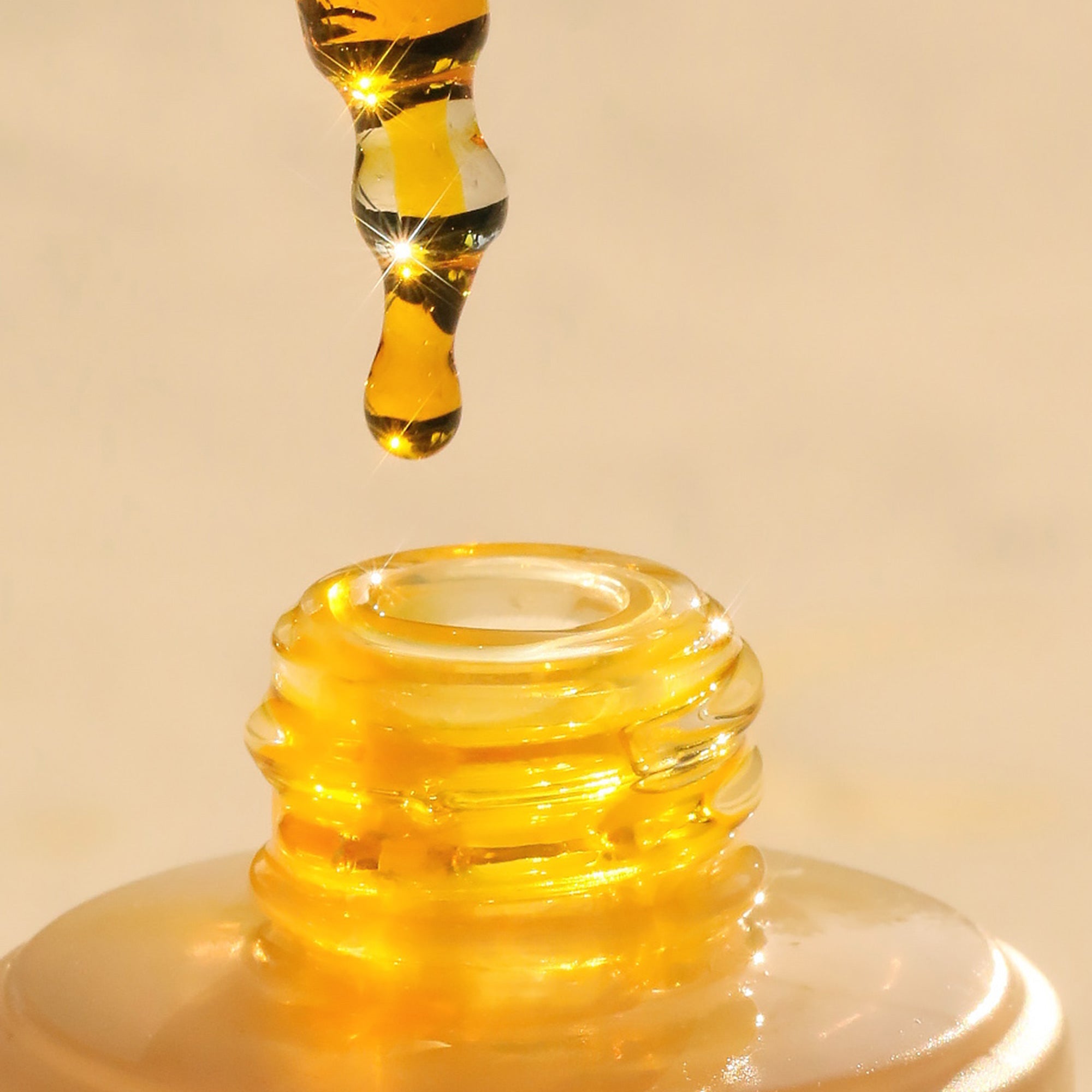 Summer Fridays-Heavenly Sixteen All-In-One Face Oil