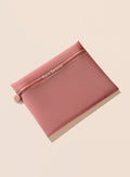 Rare Beauty Find Comfort Tinted Clutch - Torbica - Nylaglow- BiH