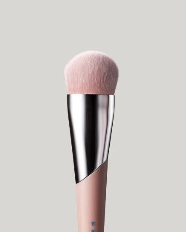 Fenty Beauty Precision Foundation Brush 145