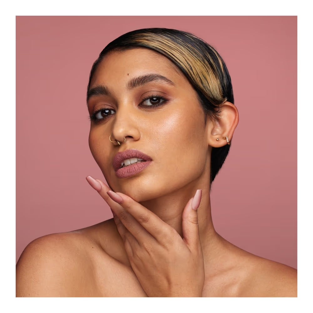 HudaBeauty Liquid Matte Ultra-Comfort Transfer-Proof Lipstick