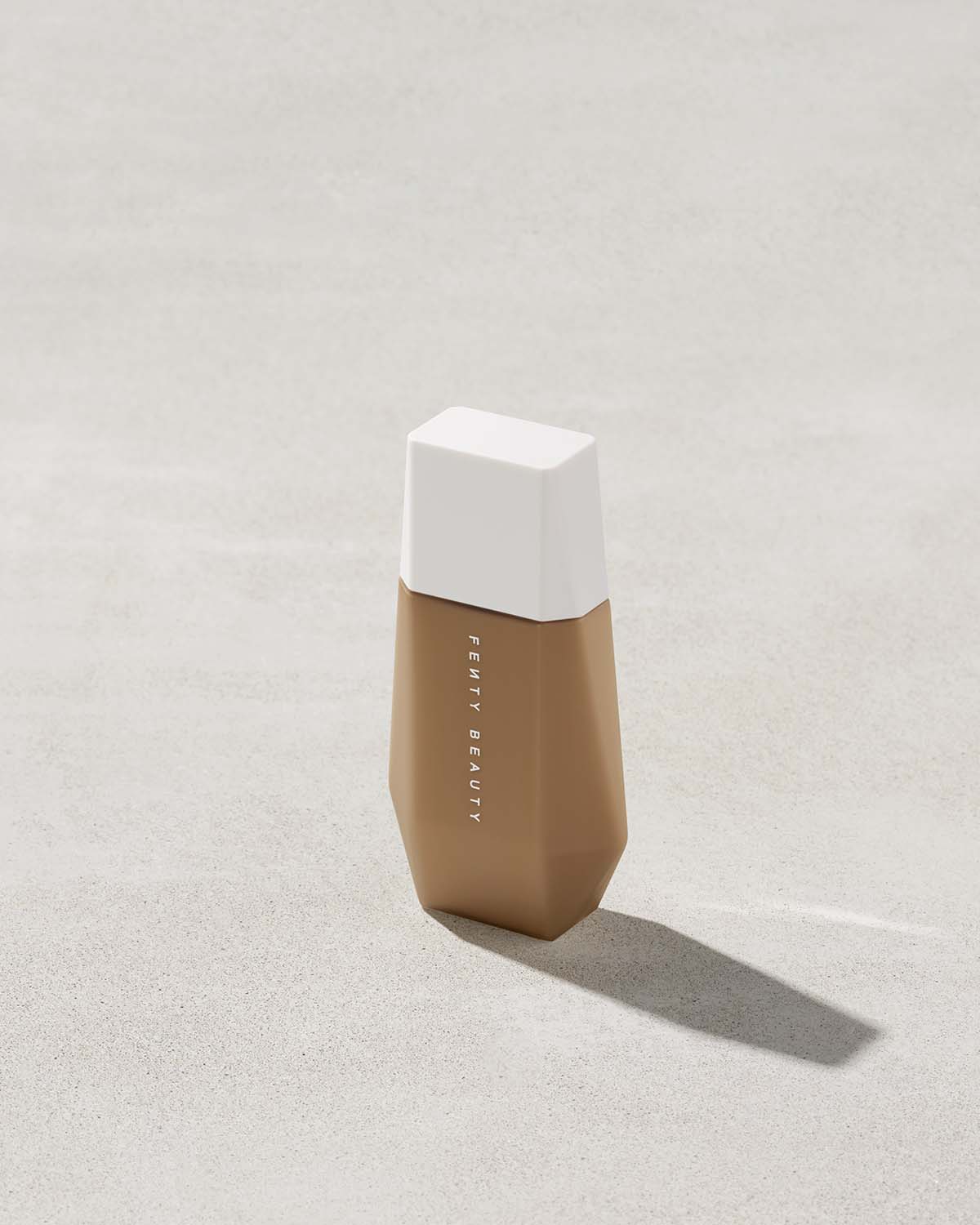 Fenty Beauty Eaze Drop Foundation