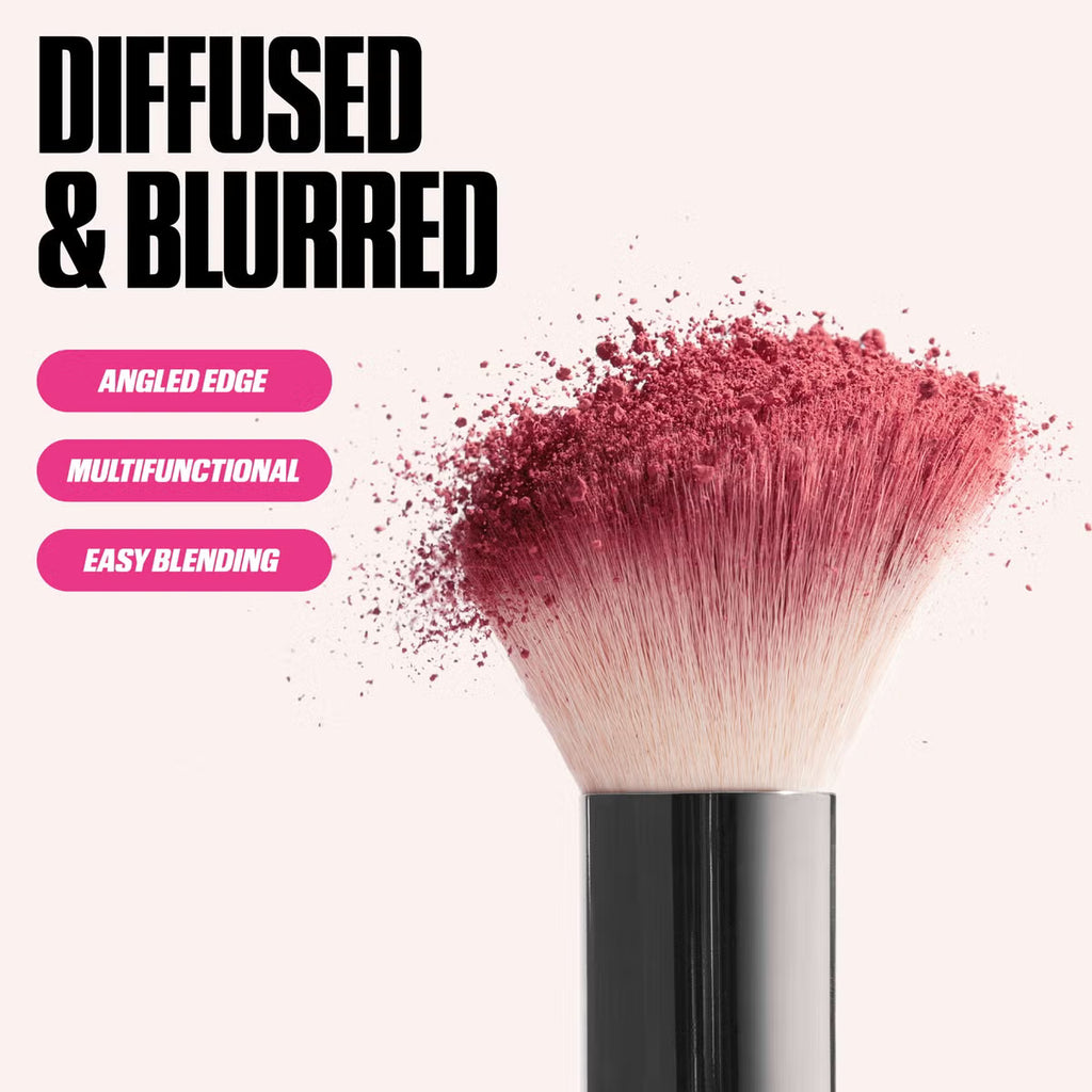 HudaBeauty Diffusing Cheek Brush
