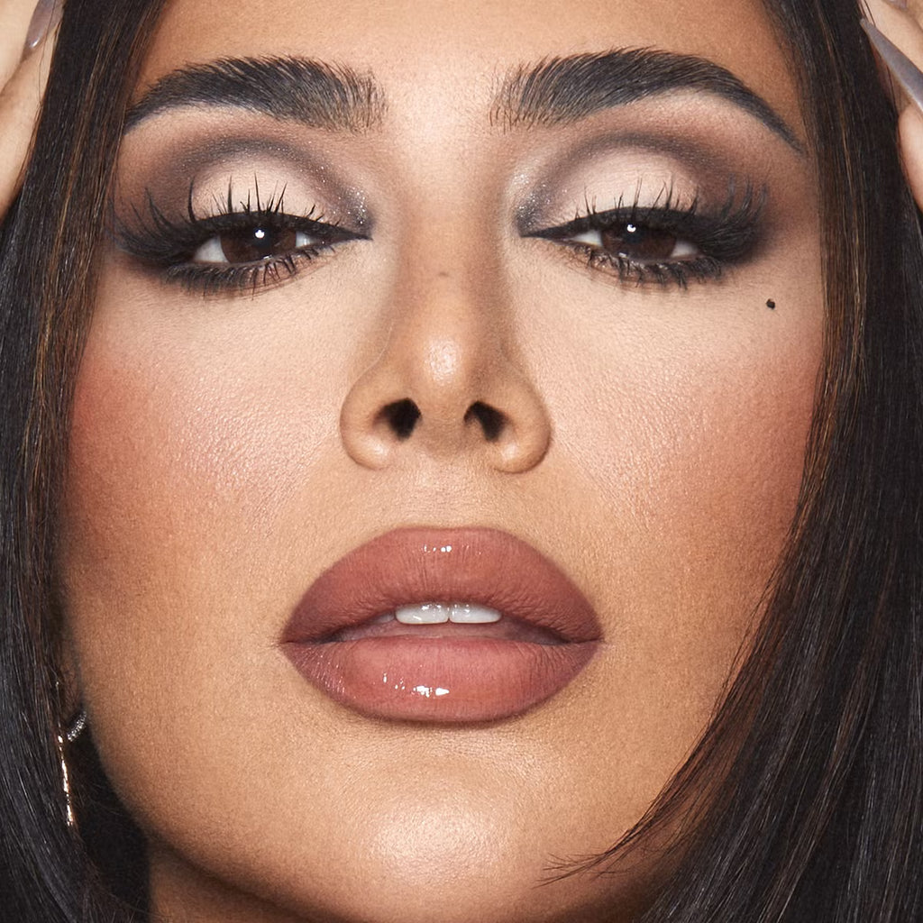 HudaBeauty Creamy Obsessions Eyeshadow Palette