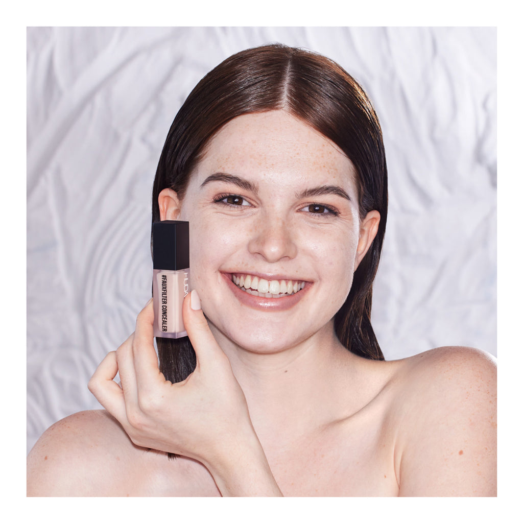 HudaBeauty-FauxFilter Luminous Matte Concealer
