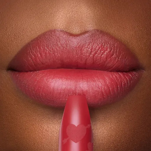 Charlotte Tilbury  LOVE EFFECT LIPSTICK